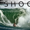 Bruno Santos, puxado por Dudu Pedra em uma craca, na Laje do Shock. Uma sessão histórica em Itacoatiara. Foto: Gustavo Camarão
