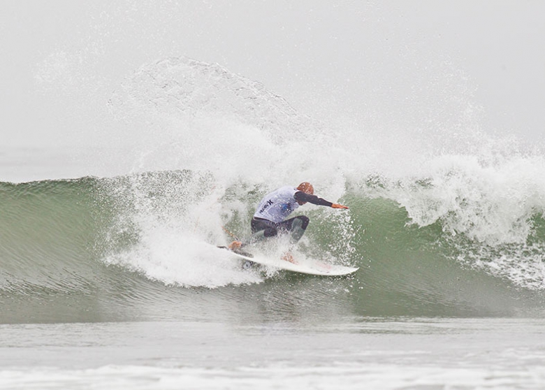 Slater durante a final. Foto: Divulgação/ASP