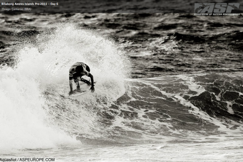 Camarão backside attack em PB. Foto: ASP Europa.