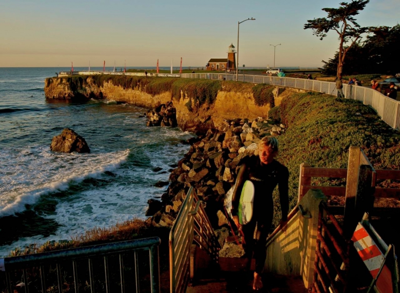 John John saindo do pico.