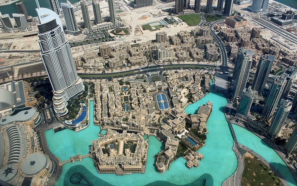 Dubai, vista do topo da mais alta construção já feita pelo homem, a torre Burj Khalifa.