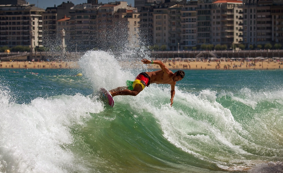 Emanuel Embaixador, de Portugal, aproveitando o verão em San Sebastian. Foto: Andre Magarao