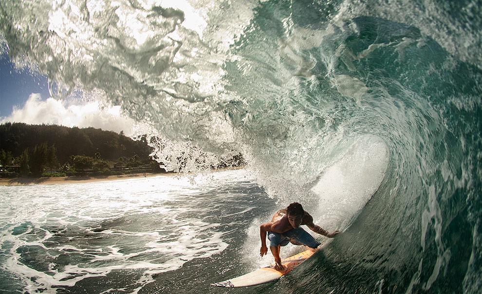 Este é o ubatubense Kadu Medeiros em sua primeira temporada havaiana, treinando para o circuito Sul Americano Pro Jr. Foto: Marcio Luiz