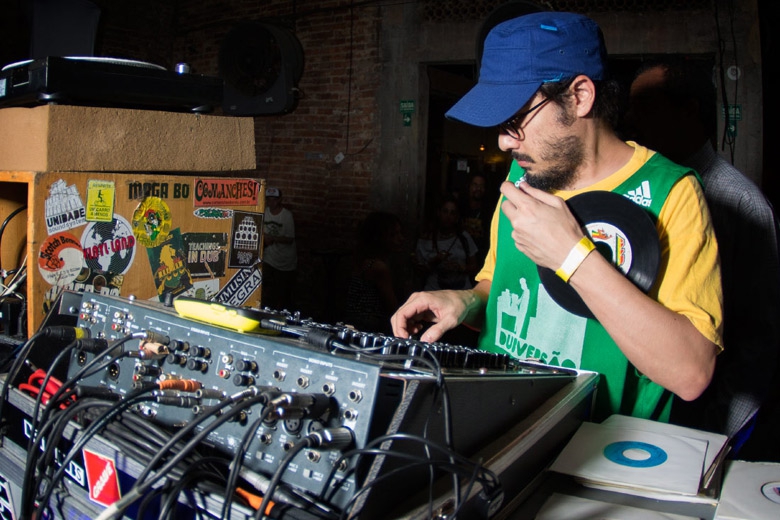 Yellow P no comando. Foto: Radio Layback