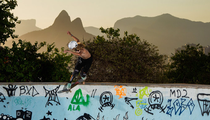 Yan Felipe, back smith no Bowl do Arpoador - LaybackLayback