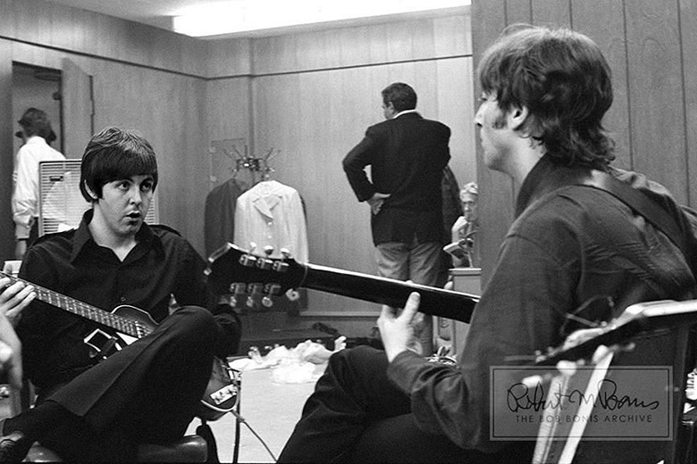 Paul McCartney e John Lennon.