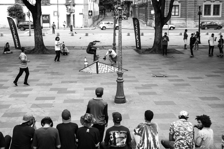 Giovanni Vianna filmando com Gustavo Galvani e a galera chegando... Foto: Fabiano Rodrigues